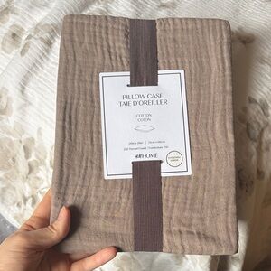 H&M Muslin Cotton Standard Pillow Case - Dark Beige